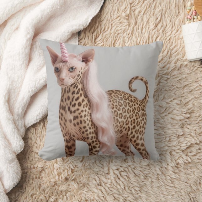 Coussin Chat licorne léopard glamour en talons à fourrure  (Couverture)