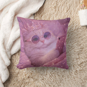 Coussin Chat Princesse Gâtée en Train d'Envoyer des SMS au