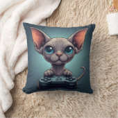 Coussin Chat Sphynx tenant une manette de jeu (Couverture)