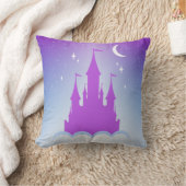 Coussin Château rêveur de nuit dans le ciel étoilé de (Couverture)