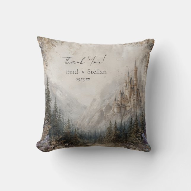 Coussin Château Romantique de Montagne à l'Aquarelle Éthér (Recto)