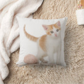 Coussin Chaton à côté de boule de ficelle (Couverture)