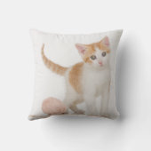 Coussin Chaton à côté de boule de ficelle (Verso)
