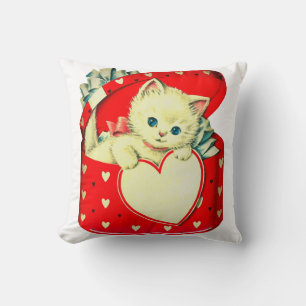 Coussin Chaton blanc vintage de la Saint-Valentin dans une