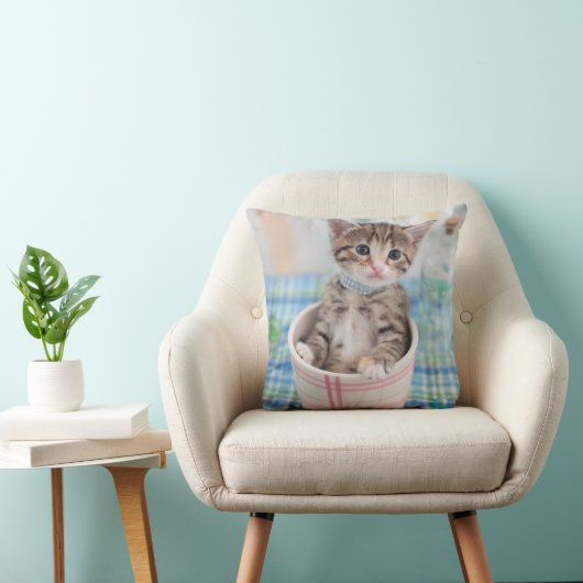 Coussin Chaton de Munchkin avec le joli ruban (Chaise)