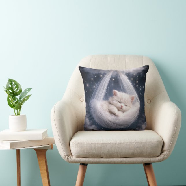Coussin Chaton endormi dans un hamac en tulle (Chaise)