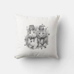 Coussin Chatons noirs et blancs avec des chapeaux