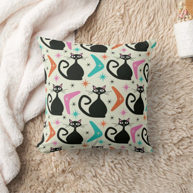 Coussin Chats atomiques noirs du milieu du siècle avec Boo (Couverture)