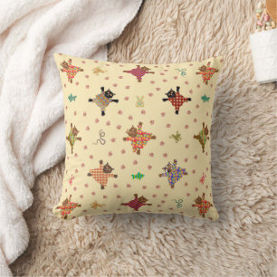 Coussin Chats bien habillés avec des Plushies funky