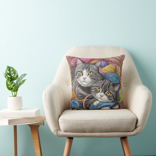 Coussin Chats dans un panier (Chaise)