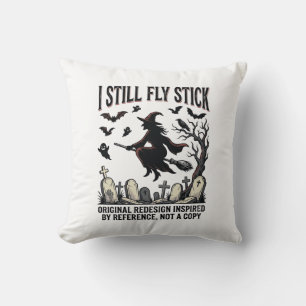 Coussin Chemise de sorcière conduisant avec un jeu de mots
