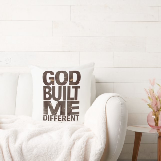 Coussin Chemise Dieu M'a Construit Différemment, Vêtements (Canapé)