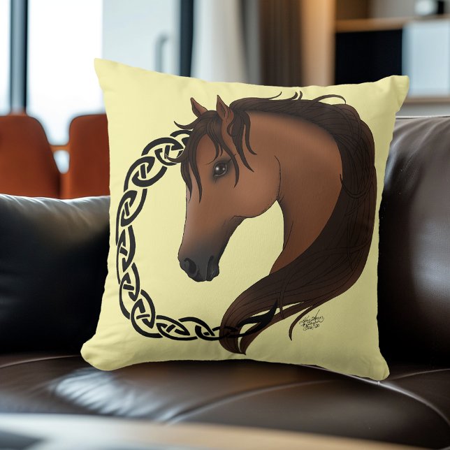 Coussin Cheval Brown celtique Jaune (Créateur téléchargé)