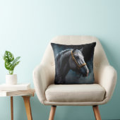Coussin Cheval sur fond noir avec teintes bleues (Chaise)