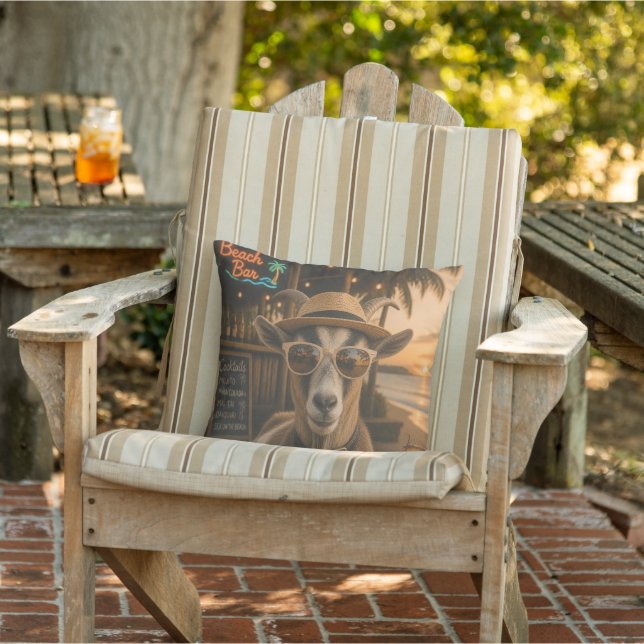Coussin Chèvre de plage cool avec cocktail (Chaise)