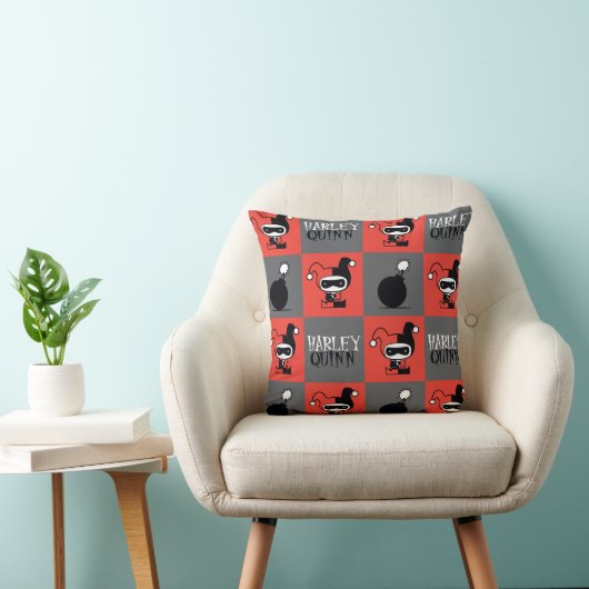 Coussin Chibi Harley Quinn Checker Motif (Chaise)