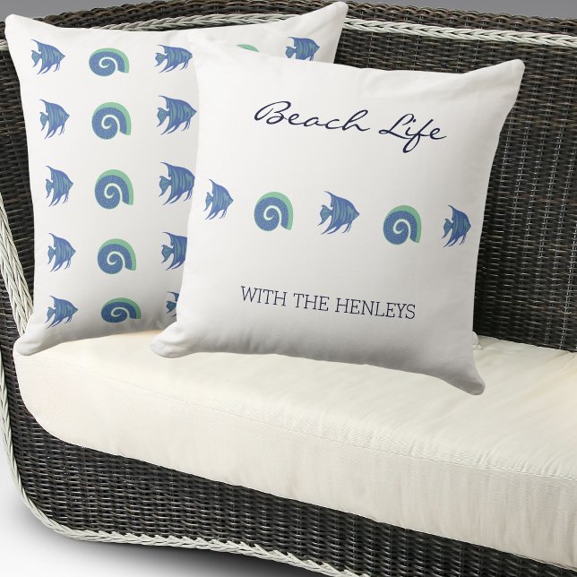 Coussin Chic Blue White Shells et Fish Family Beach House (Créateur téléchargé)