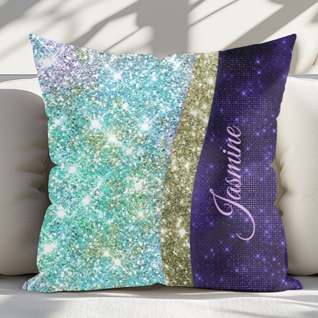 Coussin Chic monogramme iridescent violet bleu faux paille (Créateur téléchargé)
