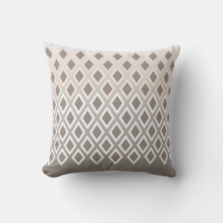 Coussin Chic Taupe et Motif de diamant blanc