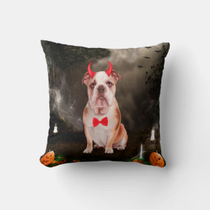 Coussin Chien de taureau anglais en costume d'Halloween