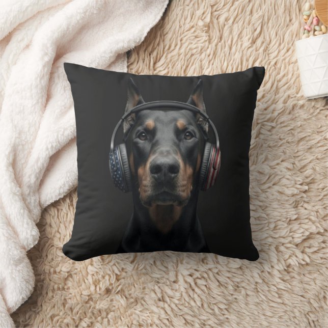 Coussin Chien Doberman (Couverture)
