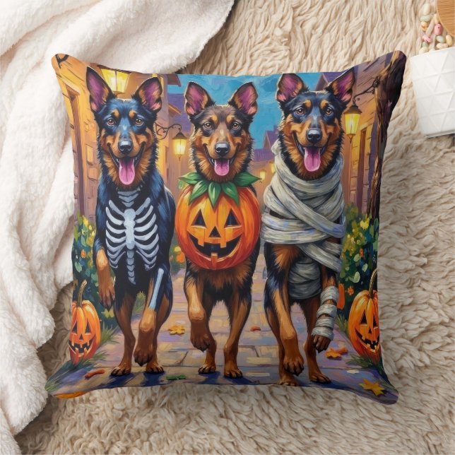 Coussin Chiens de berger belges Trick-or-Treating Hallowee (Couverture)