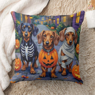 Coussin Chiens de Dachshund Trick-or-Treating en Halloween