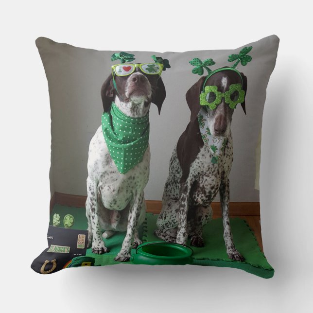 Coussin Chiens de la Saint Patrick prêts à faire la fête 2 (Recto)