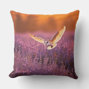 Coussin Chouette de la grange volant au lever du soleil au