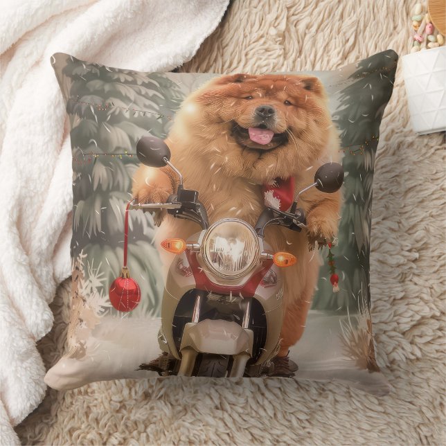 Coussin Chow Chow Chien chevauchant la moto Noël (Couverture)