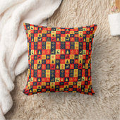 Coussin Christmas Checkerboard Pattern – Red & Yellow Tree (Couverture)