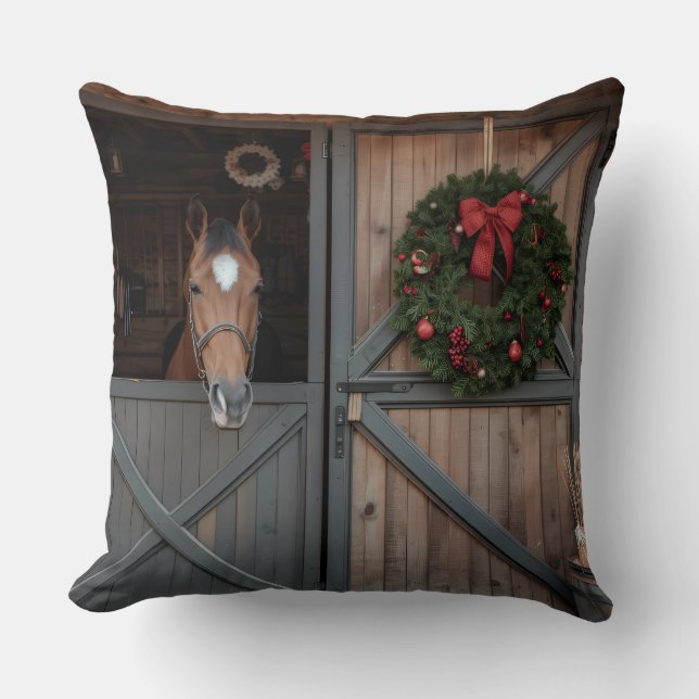 Coussin Christmas Equestrian Barn Pillow (Recto)