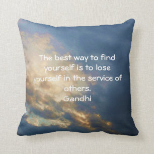Coussin Citation Inspirationnelle de Gandhi sur l'auto-ass