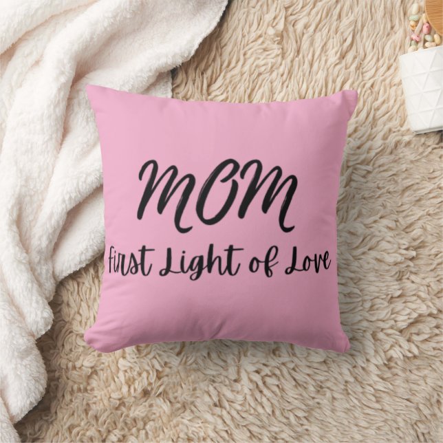 Coussin Citation "MOM First Light of Love" (Couverture)
