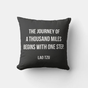 Coussin Citation motivante de Lao Tzu.