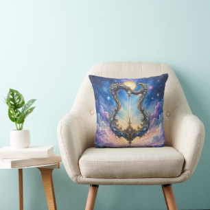 Coussin Cithare céleste éclairée par la lune – Art de fant