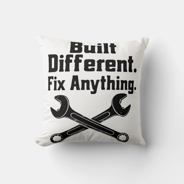 Coussin Clé de Mécanicien Répare Tout Construit Différemme (Recto)