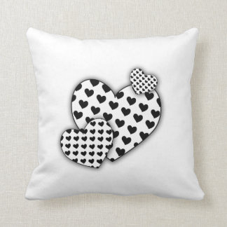 Coussin coeur blanc et noir