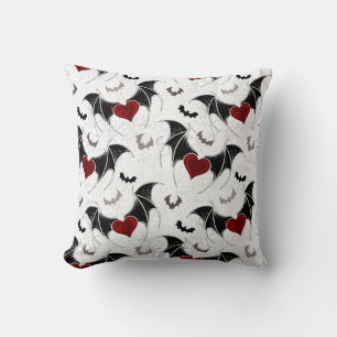 Coussin Coeur d'Halloween avec ailes de chauve-souris noir