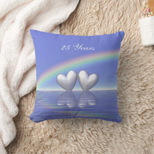 Coussin Coeurs d'argent du 25e anniversaire (Couverture)