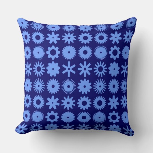 Coussin Cogs - Bébé bleu sur Deep Navy (Recto)
