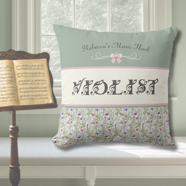 Coussin Coin unique de musique de Viola Wildflower (A sophisticated sage green viola accent decor for her rehearsal room. )