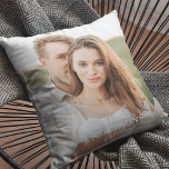 Coussin Collage de couple moderne photo et cadeau familial<br><div class="desc">Collage de couple moderne photo et cadeau familial minimal</div>