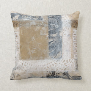 Coussin Collage de dentelle II
