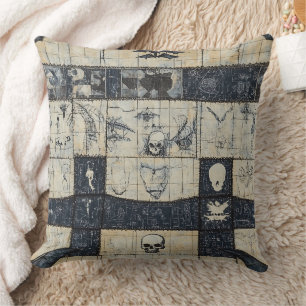Coussin Collage en denim crâne gothique et chauve-souris