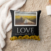 Coussin Collage photo mariage tournesol noir moderne (Couverture)