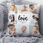 Coussin Collage photo simple et chic | Amour avec coeur<br><div class="desc">Ce coussin chic en noir et blanc dispose d'une grille photo avec huit de vos photos personnelles, et d'une typographie moderne branchée qui dit "amour". Il y a aussi un petit coeur élégant à l'allure d'or faux rose. Un cadeau simple, minimaliste mais absolument élégant pour votre mère, votre conjoint ou...</div>