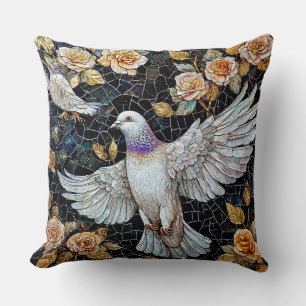 Coussin Colombes aux roses dorées et motifs majestueux
