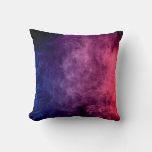 Coussin Colorful purple and blue smoke clouds on dark back