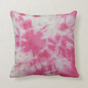 Coussin Composition #6 en colorant de cravate par Michael